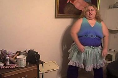 Dancing With An Apron On To I Love Rock And Roll - Sexy bbw dances in sexy outfit with apron to the song I love rock and roll