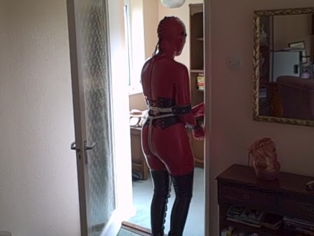 D K Bondage - Latex Model Tries To Escape D K Bondage - Latex Model Tries To Escape