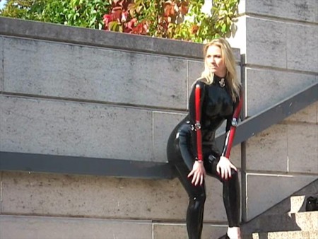 Public Fetish Girls - Beautiful Tourist Part 1 Public Fetish Girls - Beautiful Tourist Part 1