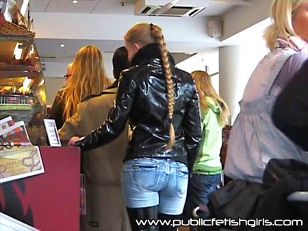 Public Fetish Girls - Thigh High City Boots Public Fetish Girls - Thigh High City Boots