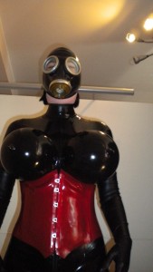 Latex Catsuit Masturbation 2 - Latex dildolation