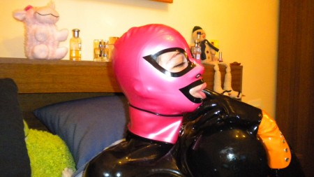 Horny Latex Wife 3