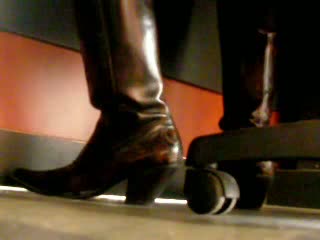 WITHOUT KNOWING ACT (HIDDEN CAM) - Officegirl With Her Cowboy Boots Ao14a WITHOUT KNOWING ACT (HIDDEN CAM) - Officegirl With Her Cowboy Boots Ao14a