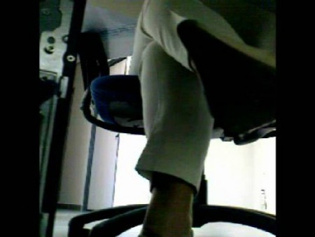 WITHOUT KNOWING ACT (HIDDEN CAM) - Secretary Gray Shoe Ga10a WITHOUT KNOWING ACT (HIDDEN CAM) - Secretary Gray Shoe Ga10a