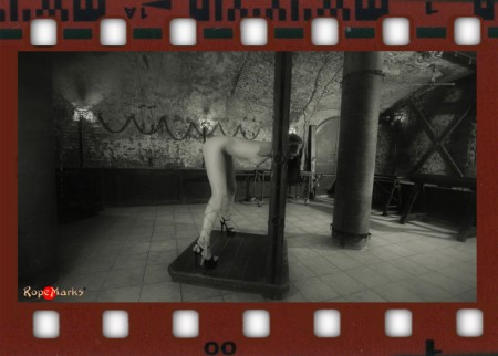 RopeMarks studio - The Pillory With Dutch Dame RopeMarks studio - The Pillory With Dutch Dame