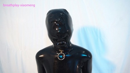 Breathplay Xiaomeng - Xiaomeng in Breathplay Hoods and Gas Mask